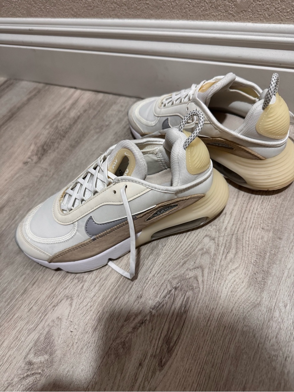 Women shoes